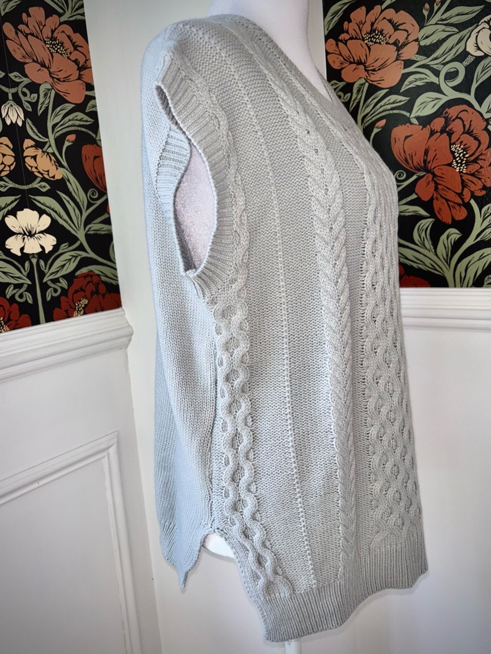 Chunky Cable Knit Sweater Vest Grey Sleeveless Pullover Soft Academia - Picture 8 of 10